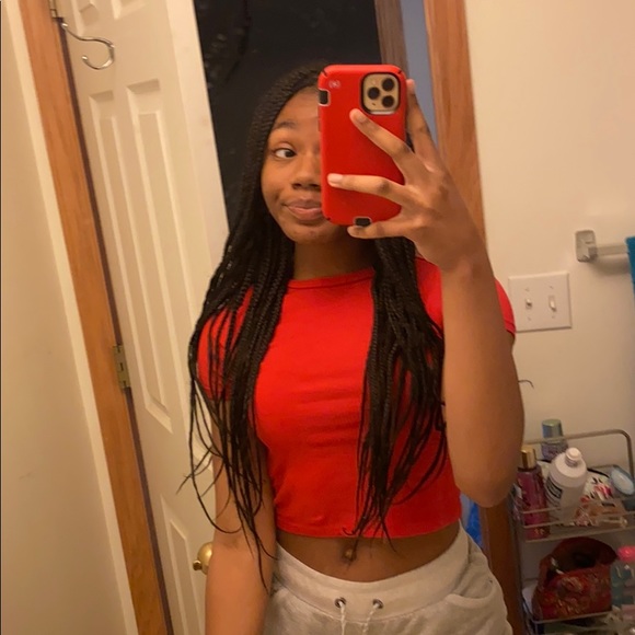 red tight fitting top - Picture 2 of 2